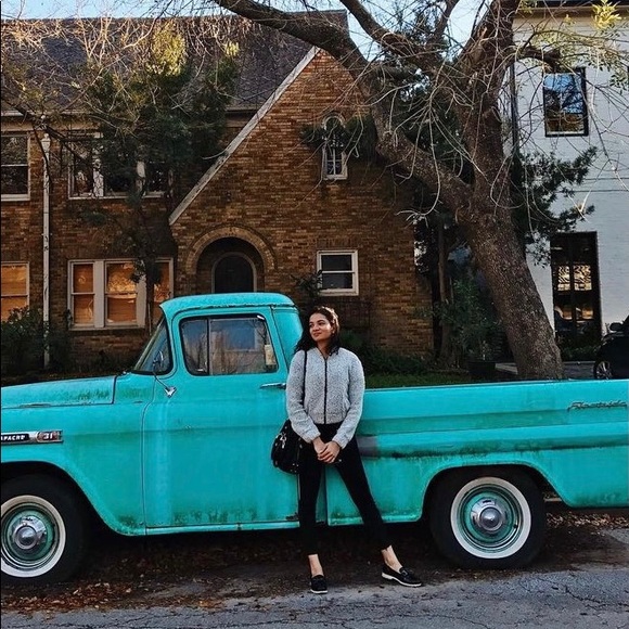 COZY URBAN OUTFITTERS JACKET TOP - Picture 2 of 4